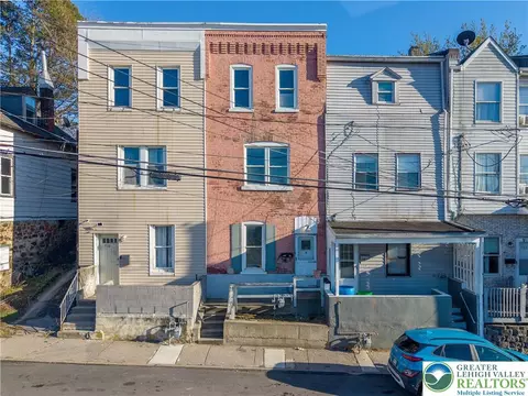 518 Auburn St, Allentown, PA 18103
