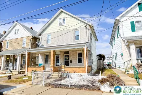 455 E 11th St, Northampton, PA 18067