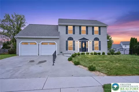4894 Concord Dr, Easton, PA 18045