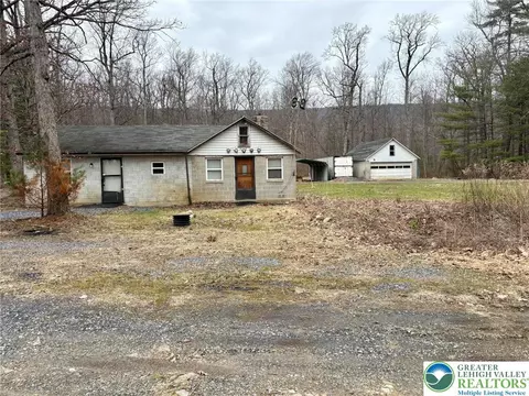 3088 Delps Rd, Danielsville, PA 18038