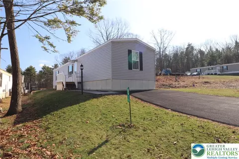 5016 Old Timber Rd, Stroudsburg, PA 18360