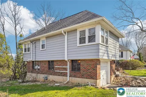 Exterior - 732 Lyons St, Bethlehem, PA 18018 photo 6 of 6