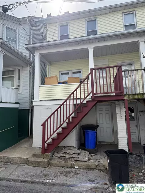 44 E Water St, Lansford, PA 18232
