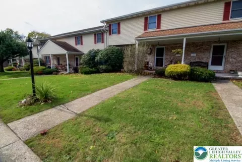 228 Utica Ave, Wind Gap, PA 18091