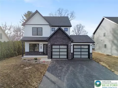 1330 Lincoln St, Catasauqua, PA 18032