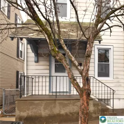 53 E Goepp St, Bethlehem, PA 18018 photo 2