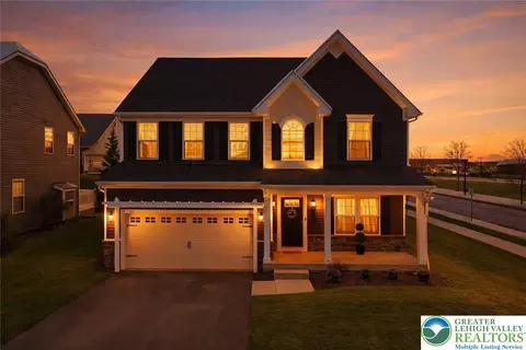 2120 Emanuel Ct, Easton, PA 18045