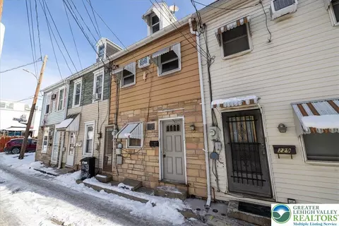 231 N Peach St, Allentown, PA 18102