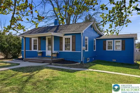 292 Walter Rd, Chalfont, PA 18914