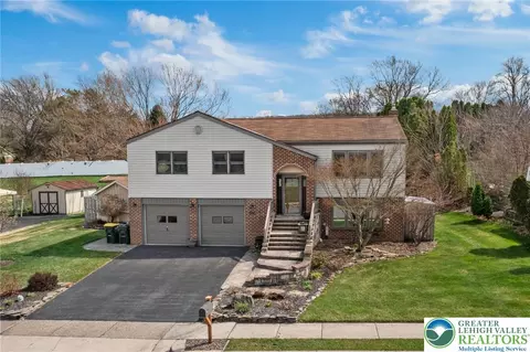 536 Celia Ave, Topton, PA 19562