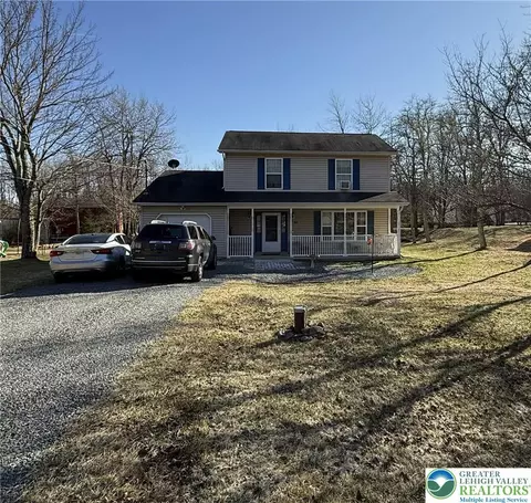 48 Blackfoot Trl, Albrightsville, PA 18210