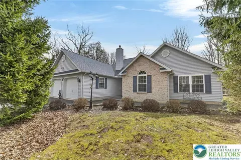 86 Burnshaw Ln, Albrightsville, PA 18210
