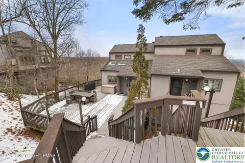 298 Overlook Way, Tannersville, PA 18372