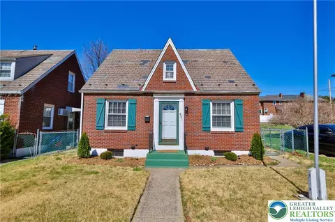 851 Media St, Bethlehem, PA 18017