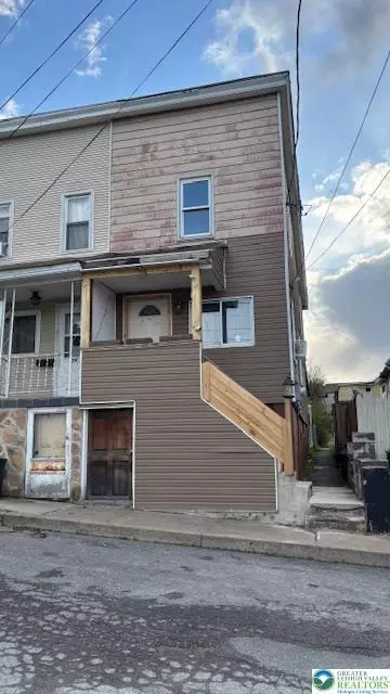 208 Bowe St, Tamaqua, PA 18252