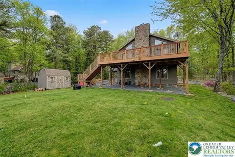 361 Birch Dr, Blakeslee, PA 18610