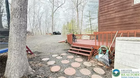 Exterior - 5933 Decker Rd, Saw Creek, PA 18324 photo 7 of 18