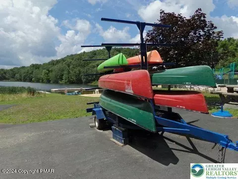 Exterior - 5933 Decker Rd, Saw Creek, PA 18324 photo 17 of 18