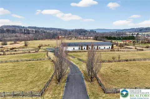 2121 Church View Rd, Milford Twp, PA 18036