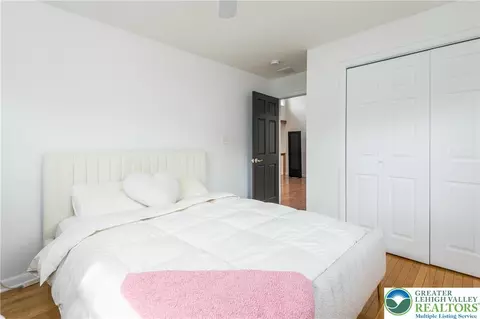 Bedroom - 6159 Decker Rd, Saw Creek, PA 18324 photo 7 of 8