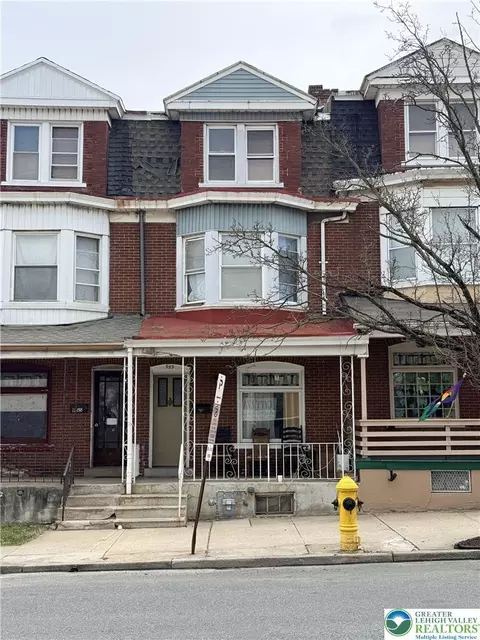 953 7th St, Allentown, PA 18102