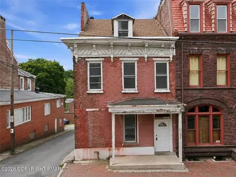 622 Mahantongo St, Pottsville, PA 17901