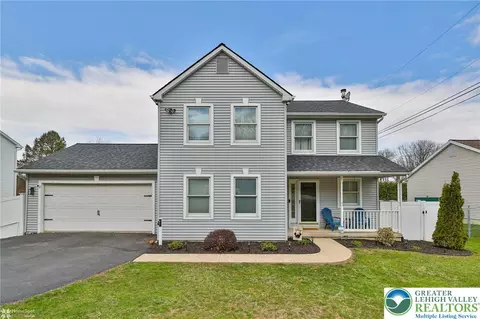 52 W 5th, Alburtis, PA 18011