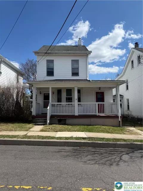 233 S Liberty St, Orwigsburg, PA 17961