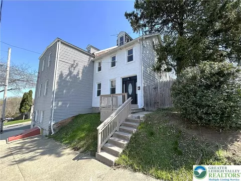 404 Centre St, Easton, PA 18042