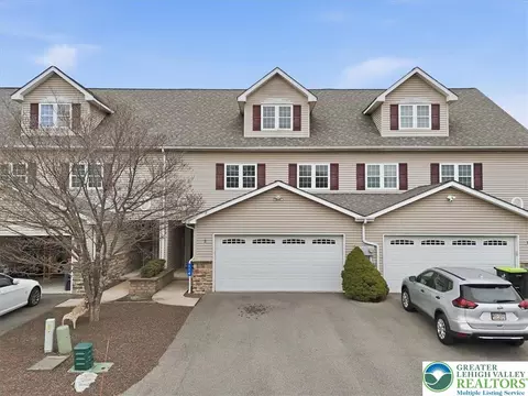 114 Sciota Garden Rd, Sciota, PA 18354