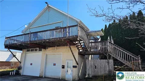 2312 4th St, Easton, PA 18042