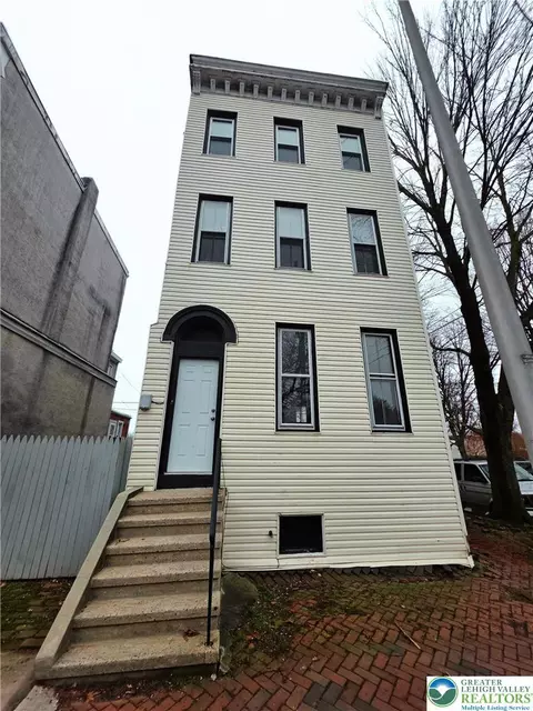 300 Pine St, Reading, PA 19602