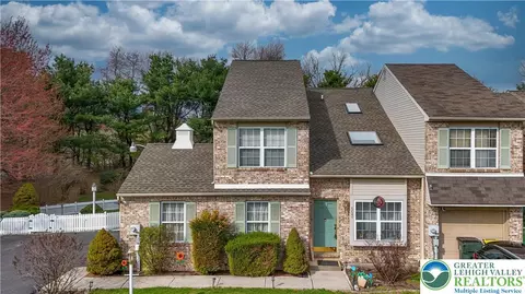 553 Wild Mint Ln, Allentown, PA 18104
