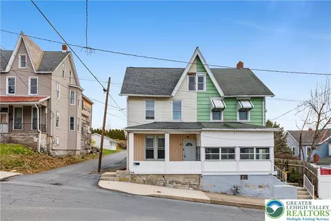 130 Center St, Slatington, PA 18080