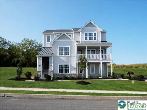 4929 Farrcroft Dr #83B, Forks Twp, PA 18078
