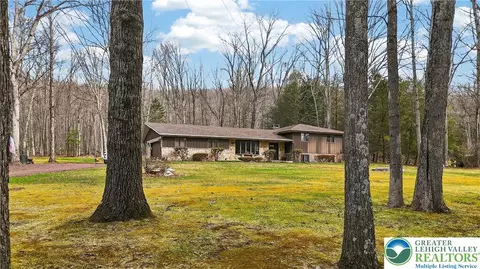 159 Ben Titus Rd, Tamaqua, PA 18252