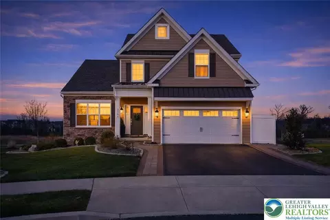 3505 Swabia Ct, Macungie, PA 18062
