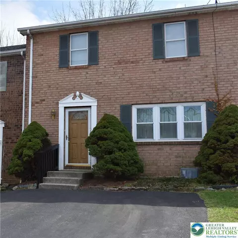 1648 Angela Dr, Bethlehem, PA 18017