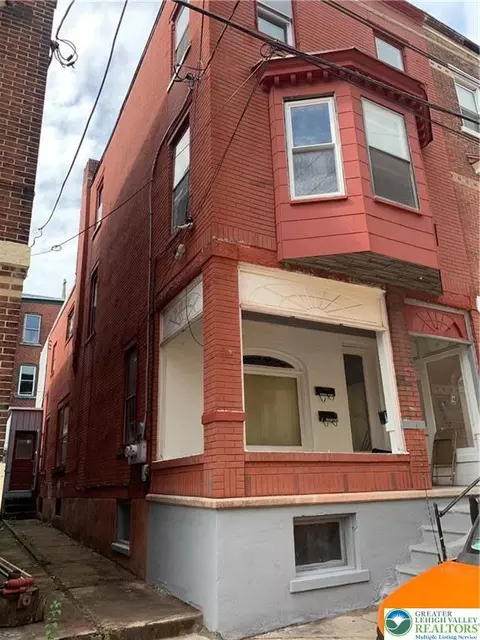 28 S Penn St, Allentown, PA 18102