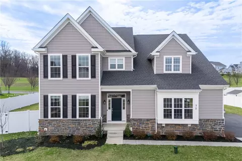70 Kate Ct, Williams Twp, PA 18042