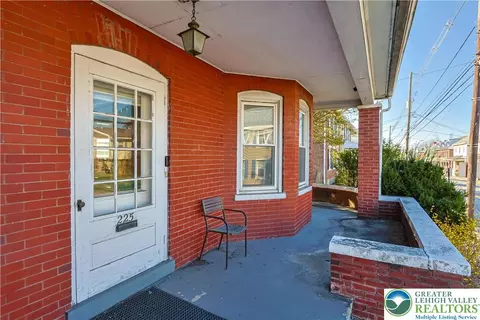 Exterior - 225 S Walnut St, Bath, PA 18014 photo 2 of 5