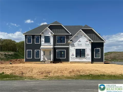 3486 George St #2, North Whitehall Twp, PA 18078