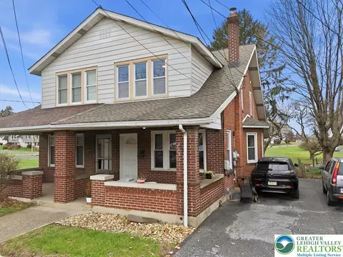 1041 Emaus Ave, Allentown, PA 18103