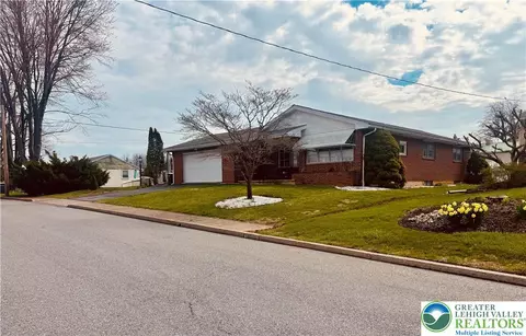 4383 Truman St, Whitehall, PA 18052
