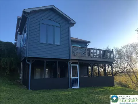 621 Bishops Pl, Northampton, PA 18067