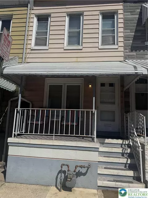 911 Marion St, Reading, PA 19604