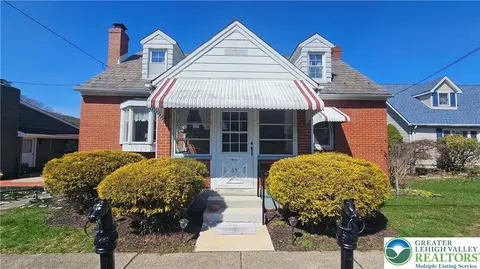 65 Hess Ave, Hellertown, PA 18055