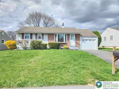 4337 Embur Ter, Easton, PA 18045