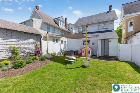 Exterior - 205 E Goepp St, Bethlehem, PA 18018 photo 10 of 12