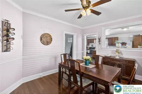 Dining - 205 E Goepp St, Bethlehem, PA 18018 photo 3 of 5